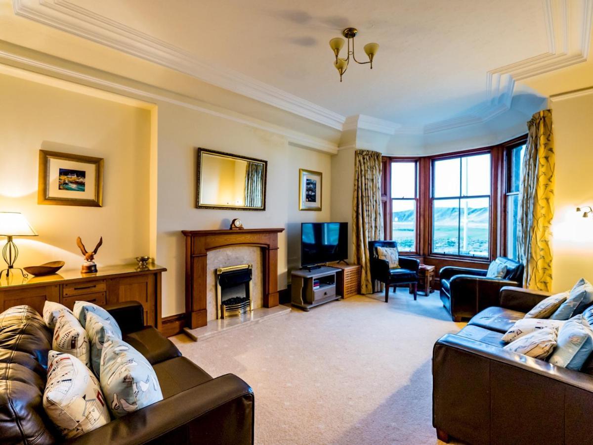 Pass The Keys Beaufort House, Looking Onto Golf Course Earlsferry Bagian luar foto